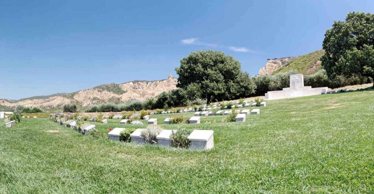 Ari Burnu Cemetery